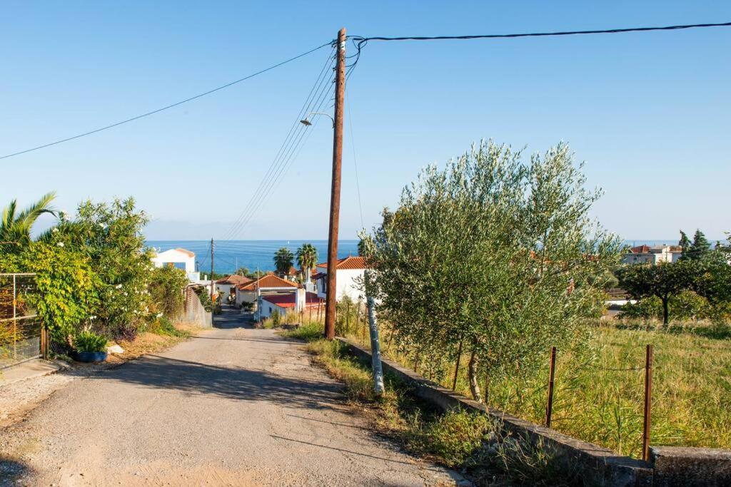 Όμορφο Παραθασυγκρότημα Ενοικιαζόμενων Καταλυμάτων Ως Ολόκληρος Χώρος - Chrani, Ελλάδαλάσσιο Διαμέρισμα エクステリア 写真