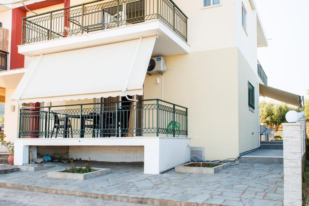Όμορφο Παραθασυγκρότημα Ενοικιαζόμενων Καταλυμάτων Ως Ολόκληρος Χώρος - Chrani, Ελλάδαλάσσιο Διαμέρισμα エクステリア 写真